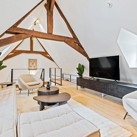 Elegant Clausen Apartment With King Bed & Wifi Люксембург Экстерьер фото