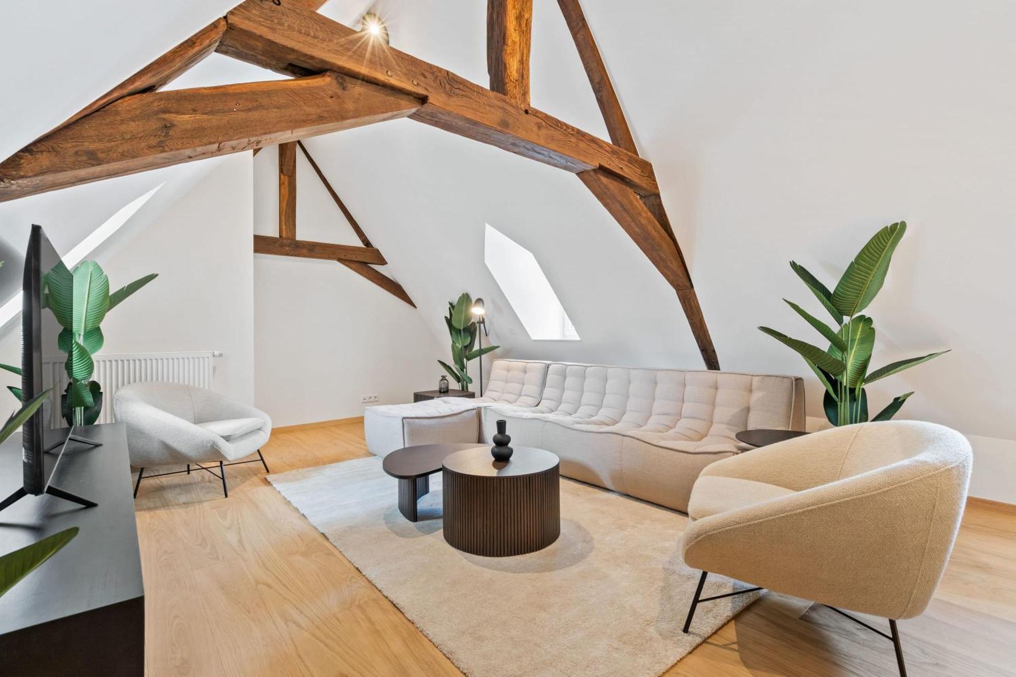 Elegant Clausen Apartment With King Bed & Wifi Люксембург Экстерьер фото